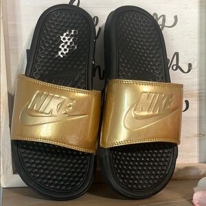 Nike Gold Slide Sandals Womens 6